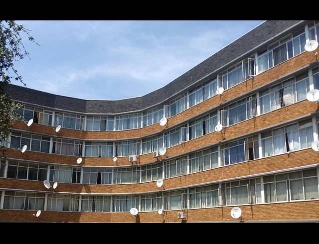 2 BEDROOM PROPERTY TO RENT IN ARCADIA